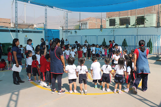 Colegio Bertolt Brecht SJL