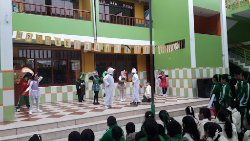 Nuestro Maravilloso Mundo