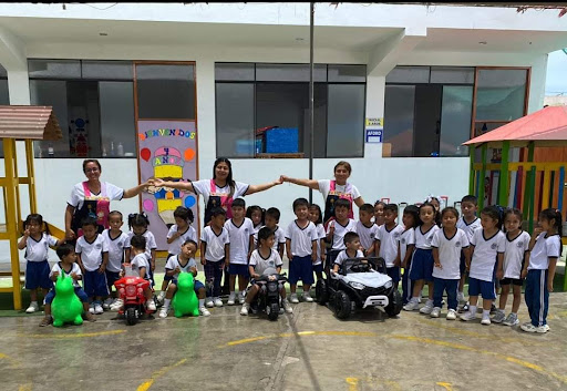 INSTITUCIÓN EDUCATIVA PRIVADA MARIA MONTESSORI DE HUARAL