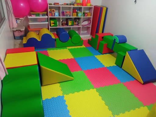 NIDO BURBUJITAS/Novavista Collage Sede Santa Leonor