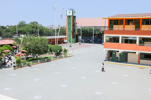 Colegio Mixto Santa Teresita