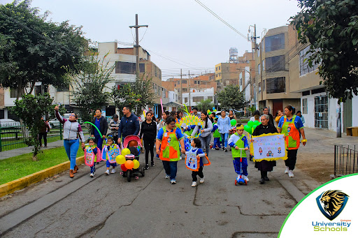 IEP University School Los Olivos - Inicial, Primaria y Secundaria