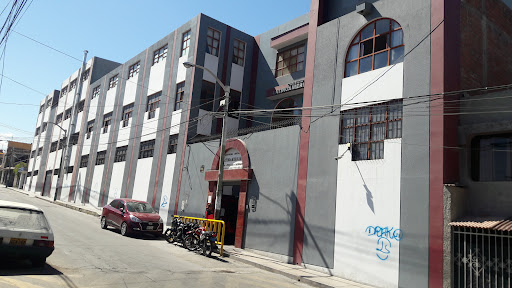 Colegio particular Latinoamericano - Inicial - Primaria - Sedundaria - Arequipa