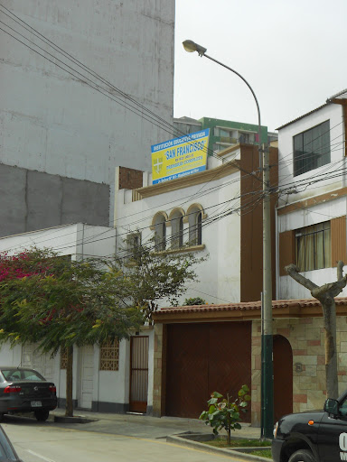 Institución Educativa Privada San Francisco