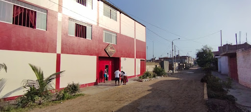 COLEGIO AIAPAEC - Moche