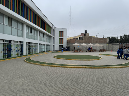 Innova Schools Trujillo 2 - Santa