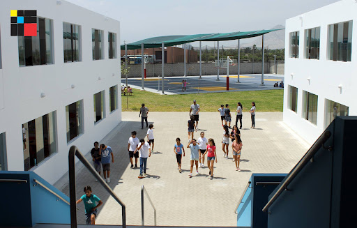 Montessori International College